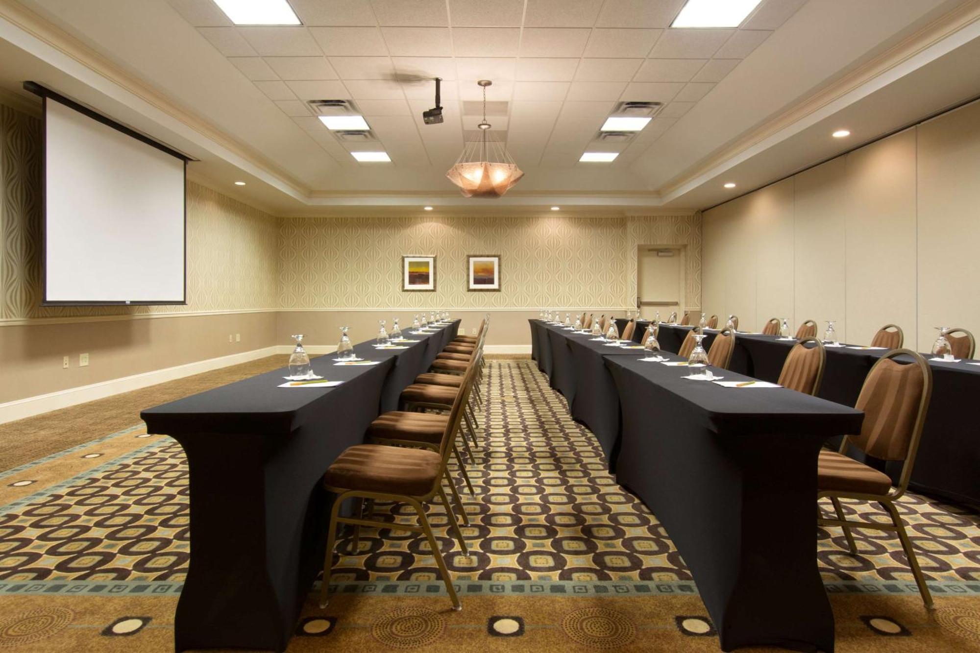 Hilton Garden Inn Cartersville Exterior photo